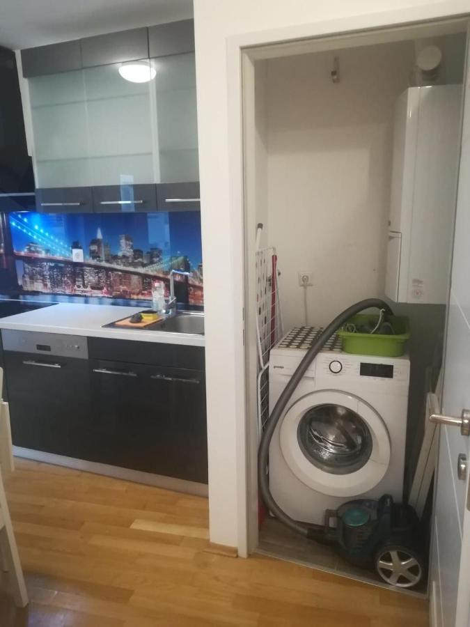Apartment Tesla Vienna Exterior photo